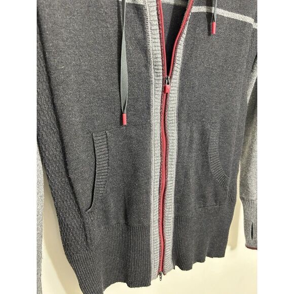 Eddie Bauer Two-Tone Zip-Up Hoodie with Red Stripe Detail Grey & Black Knit M - Picture 6 of 10